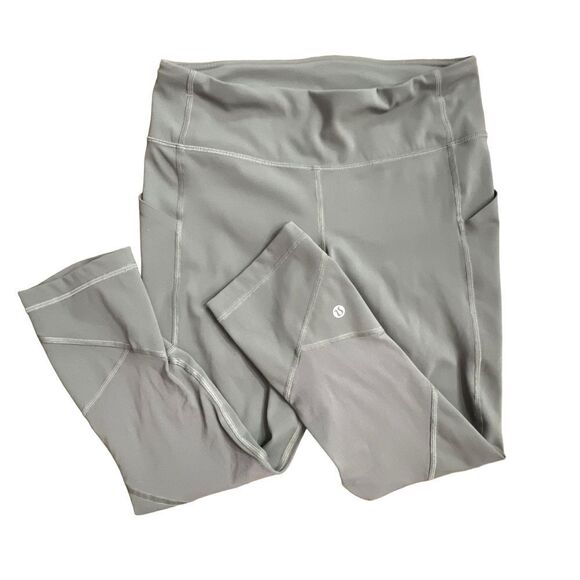 Lululemon Runs With The Waves Crop 21" Workout Pants W6AVOS Size 6 - Picture 1 of 12